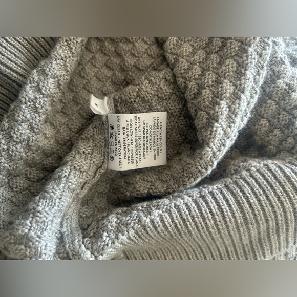 Naadam Cashmere Blend Crewneck Sweater - Picture 2 of 7